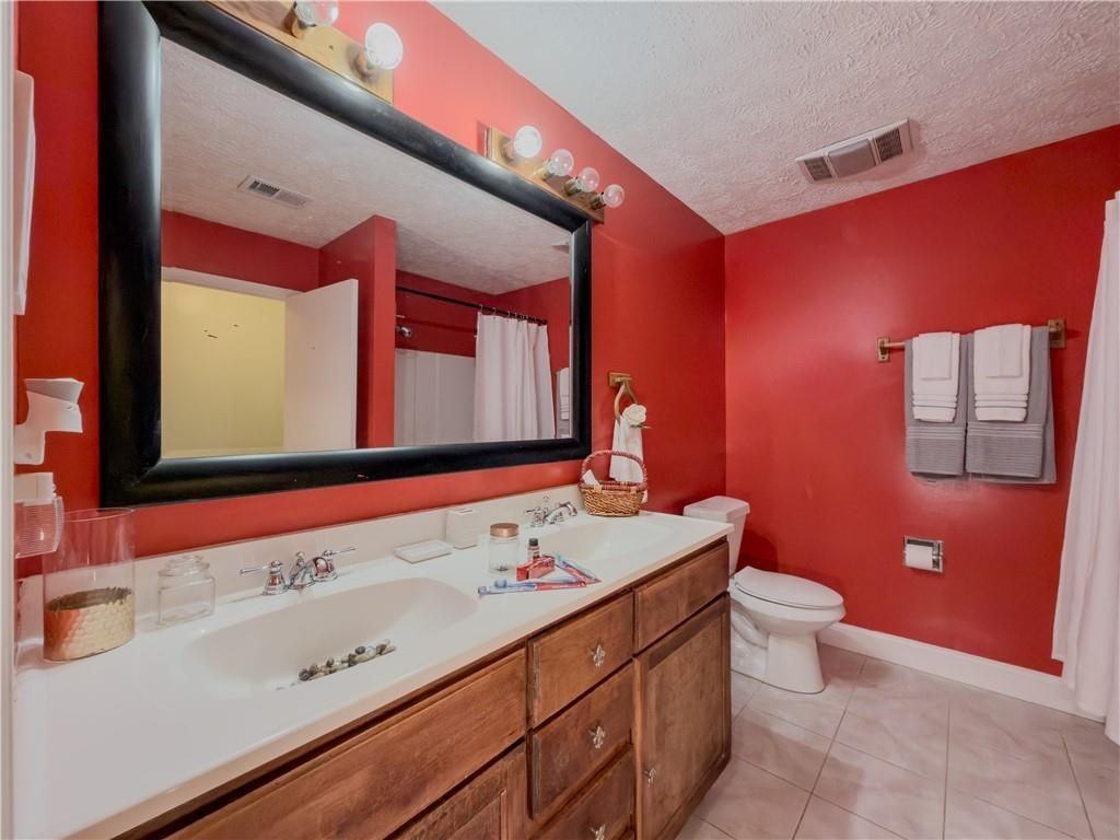 580 Pineland Cir Sw - Photo 5 of 38