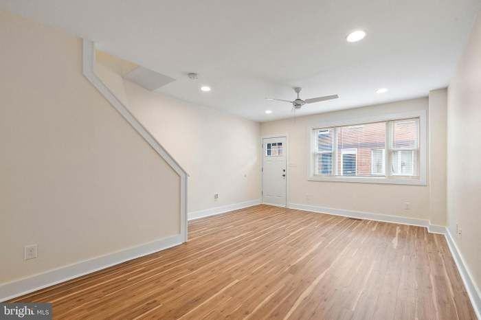 2225 S Rosewood St - Photo 6 of 15