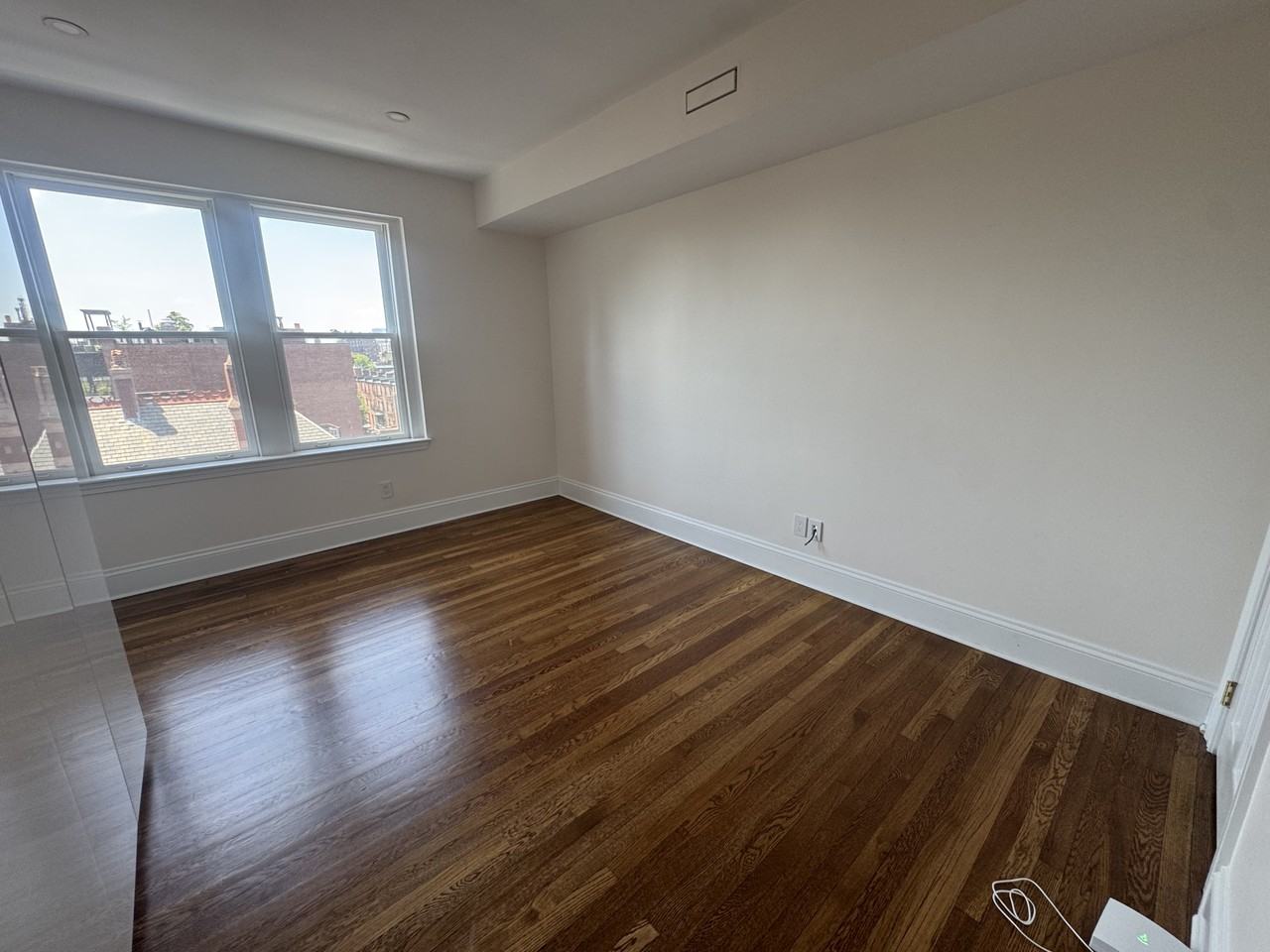 Commonwealth Ave #72 - Photo 6 of 10