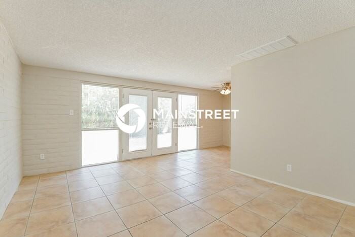 6675 E Fayette St - Photo 4 of 16