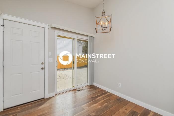1949 Timberline Dr - Photo 6 of 17