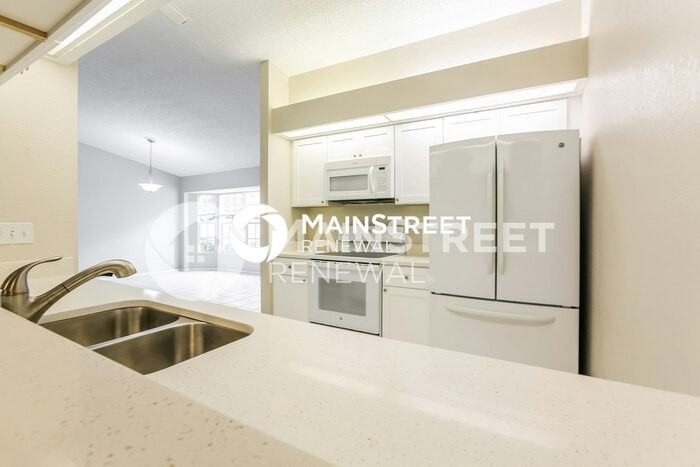3917 Warren St - Photo 7 of 16