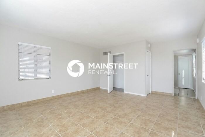 1754 W Pueblo Vista Blvd - Photo 3 of 16