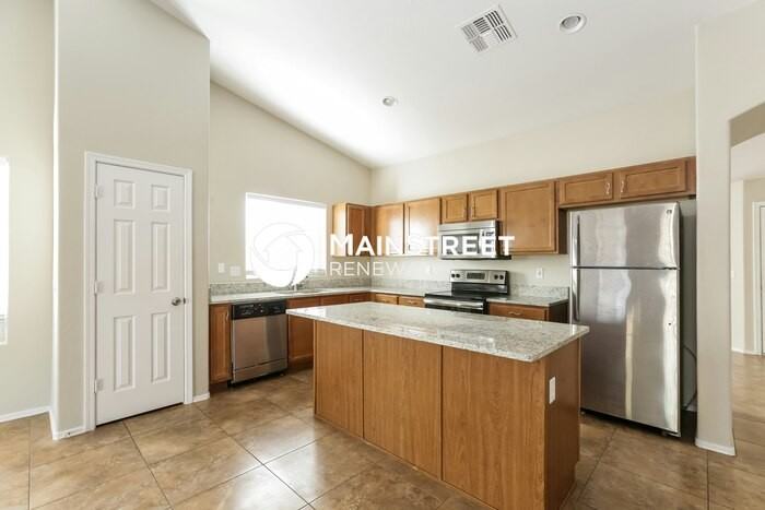 6512 W Gross Ave - Photo 7 of 16