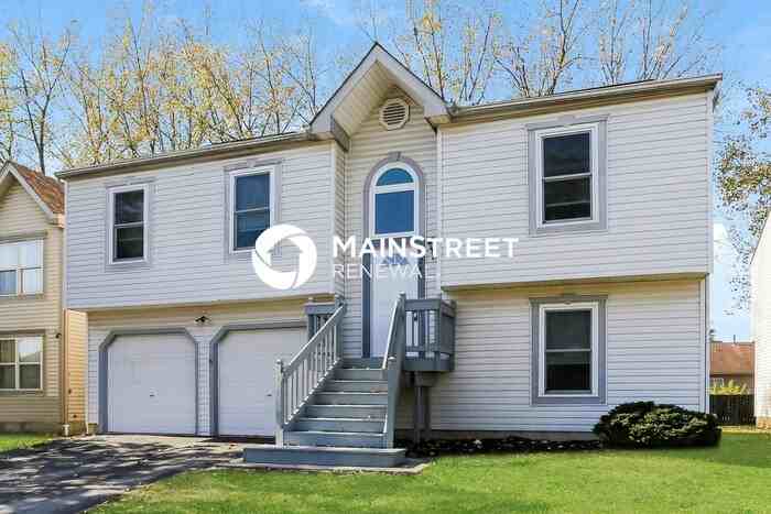 1241 Riegelwood Ln - Photo 2 of 16
