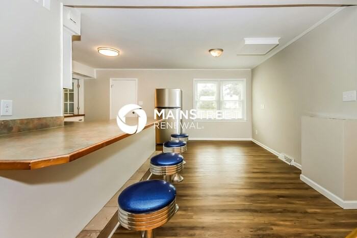 2116 Helen Dr - Photo 4 of 15