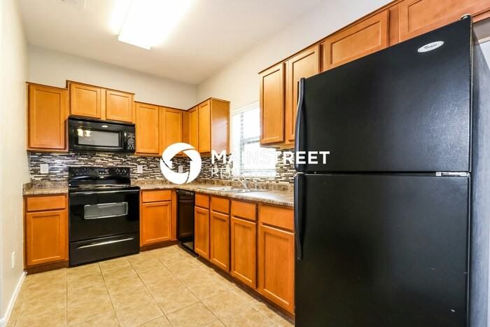 17724 W Woodrow Ln - Photo 5 of 16