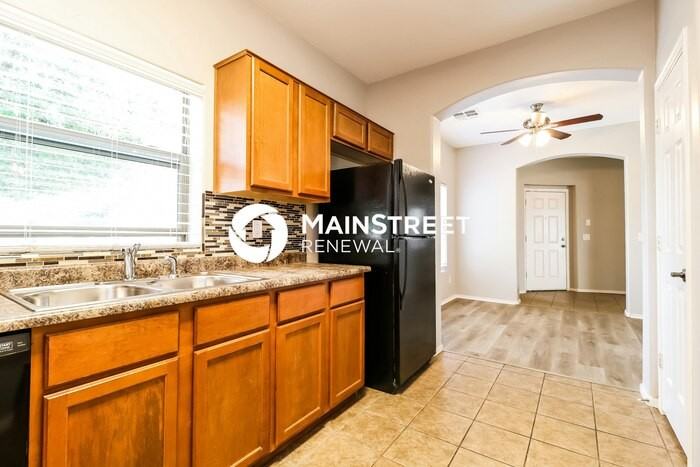 17724 W Woodrow Ln - Photo 6 of 16