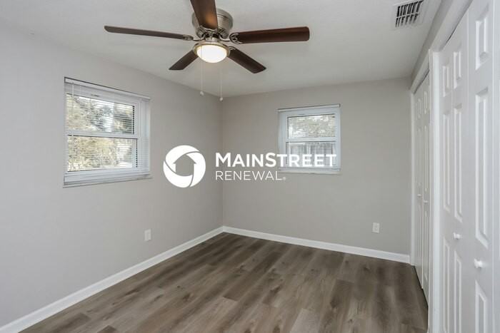 1767 Linwood Cir - Photo 6 of 15