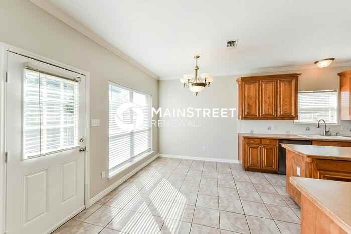 3812 Periwinkle Dr - Photo 4 of 15