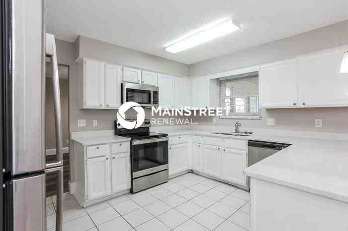 2146 Saye Dr - Photo 6 of 15