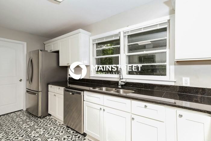 6485 Sherwood Trl - Photo 6 of 16