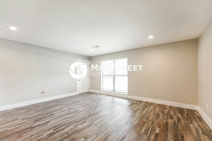 2721 Northview Pl - Photo 4 of 15