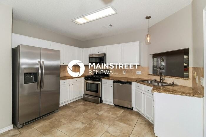 16940 Cactus Blossom Dr - Photo 6 of 16
