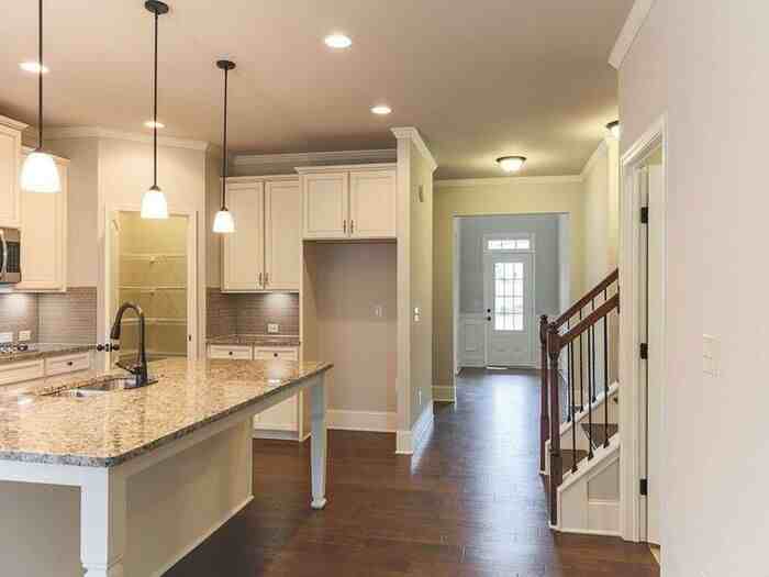 5985 Carruth Lake Dr - Photo 4 of 31
