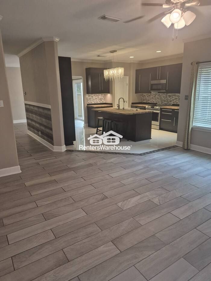9323 Bowen Dr - Photo 6 of 30