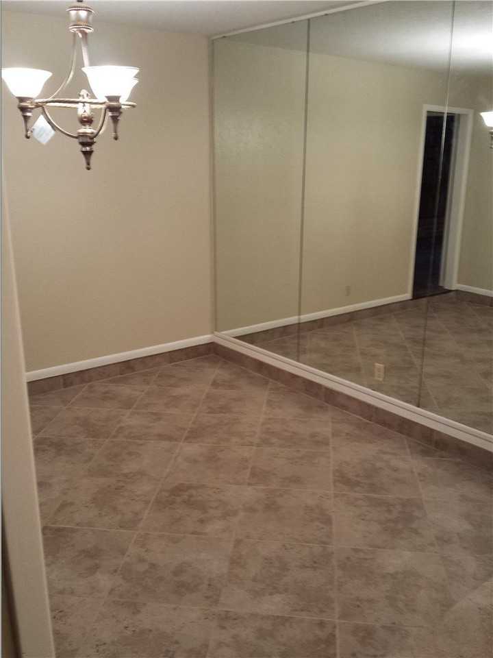 4809 Goldeneye Dr - Photo 3 of 27