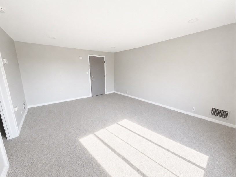 12 Knowlton Avenue - Photo 2 of 7