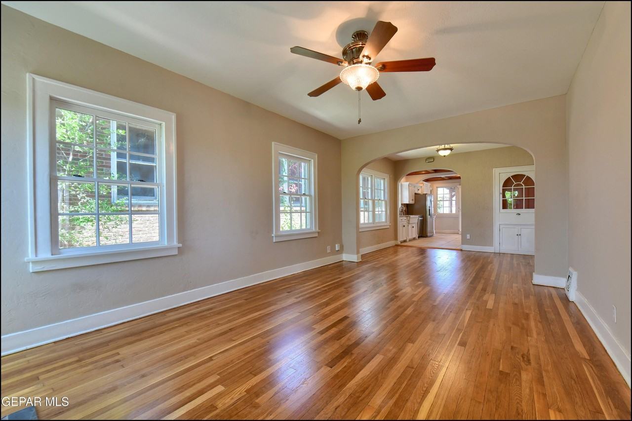 3117 Richmond Ave - Photo 3 of 21