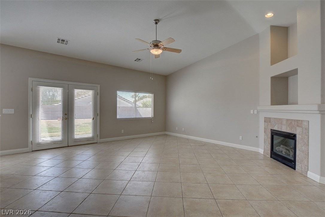 2121 Arpeggio Ave - Photo 7 of 31