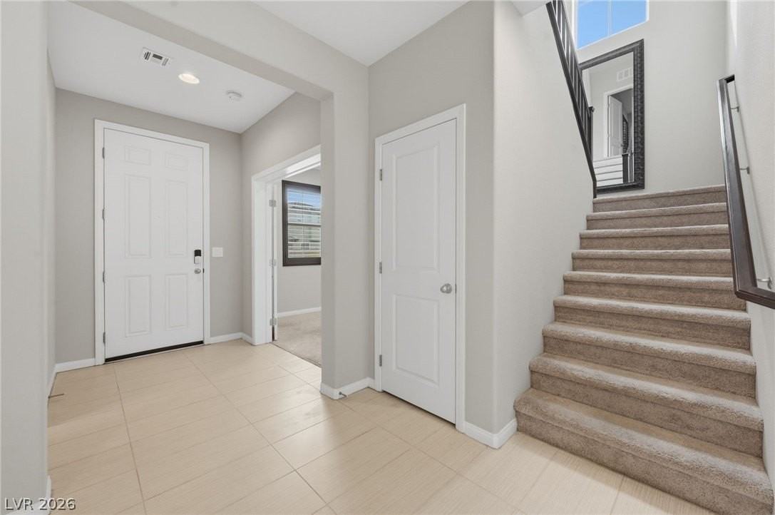 8191 California Pine St - Photo 2 of 25