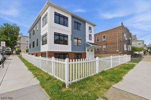 featured image of 281 Maple St Unit 1 #1