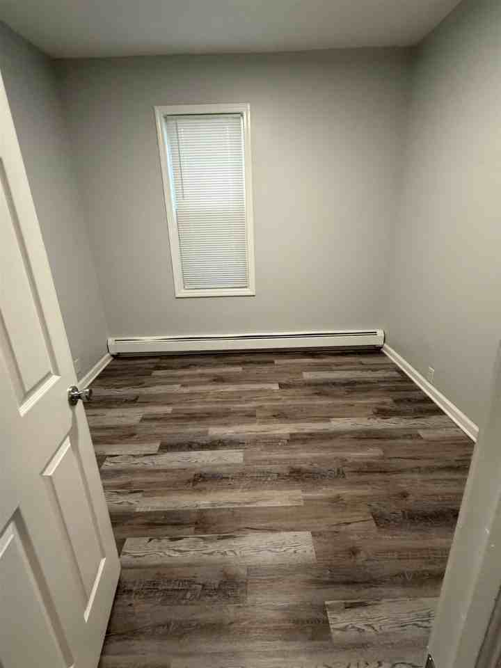 161 Zabriskie St #1G - Photo 6 of 21