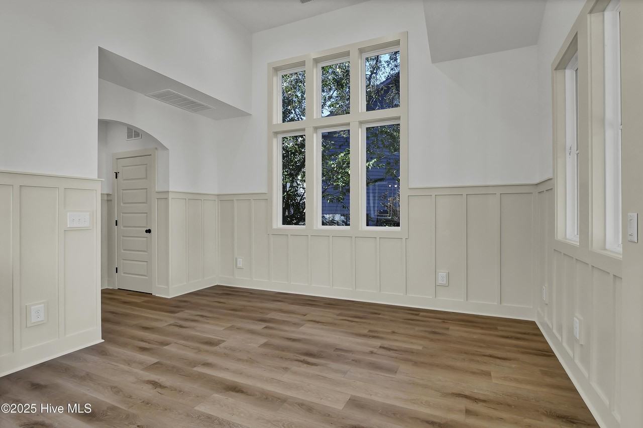 1102 Tree Canopy Way #A - Photo 7 of 10