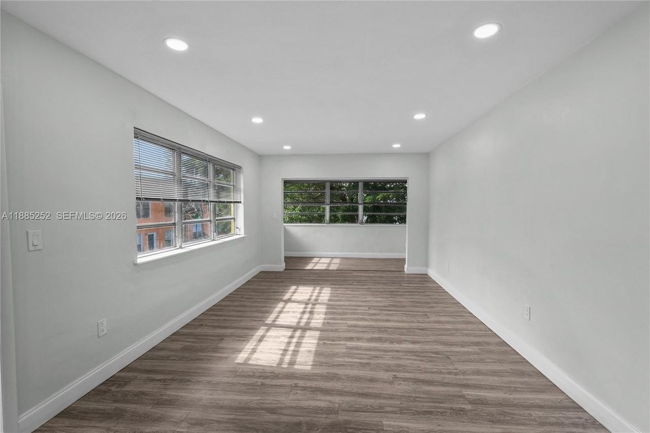 245 Ne 191st St #3014 - Photo 3 of 19
