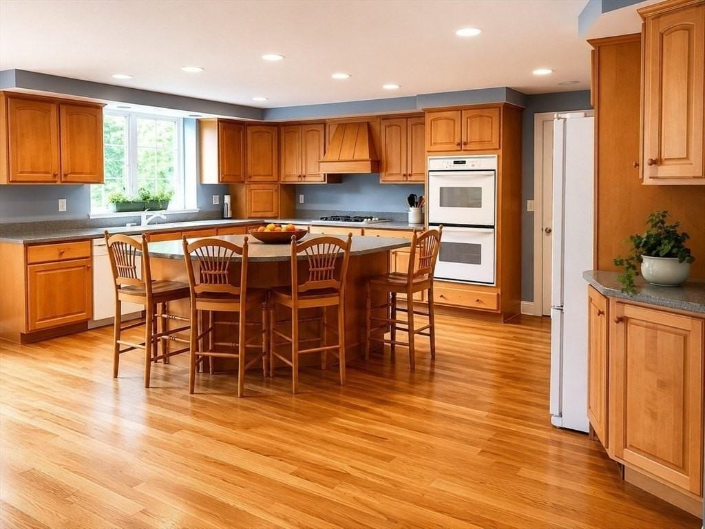 4 Lasallette Rd - Photo 4 of 25