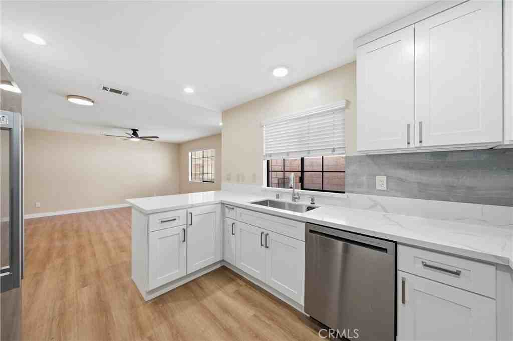 222 S S Idaho Street #C - Photo 7 of 18