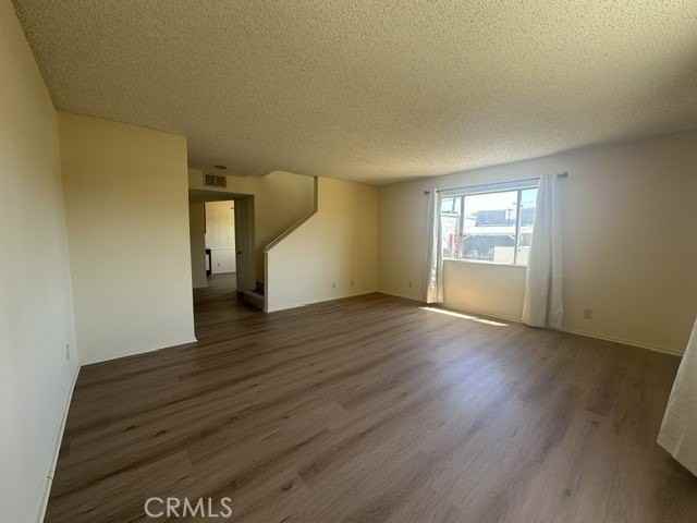5217 Satsuma Ave #4 - Photo 3 of 14