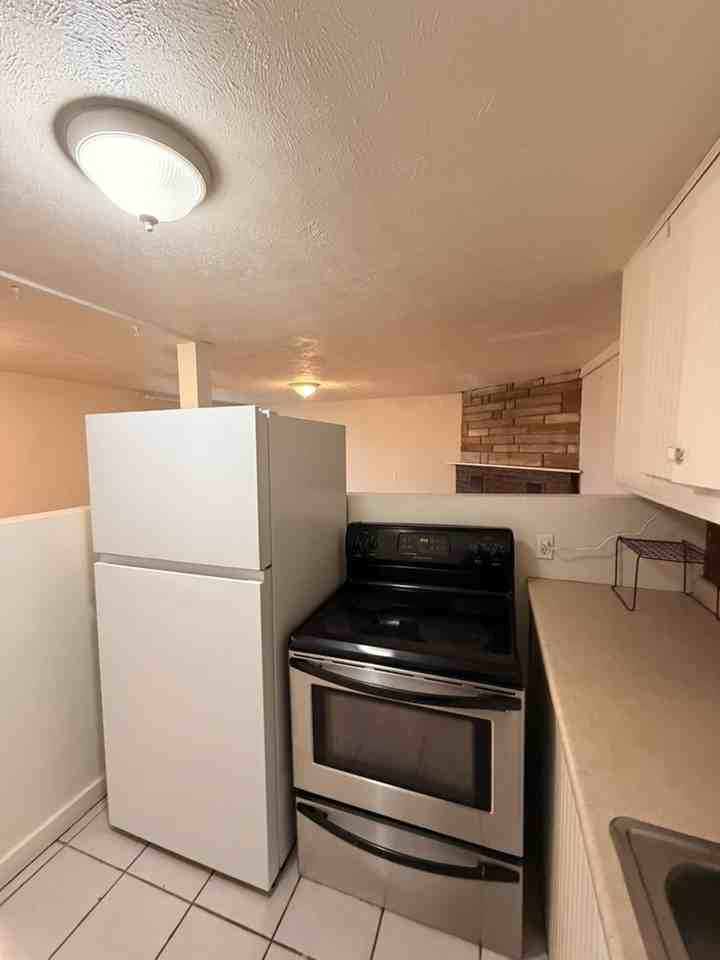 37 Biggs Lane - Photo 6 of 20