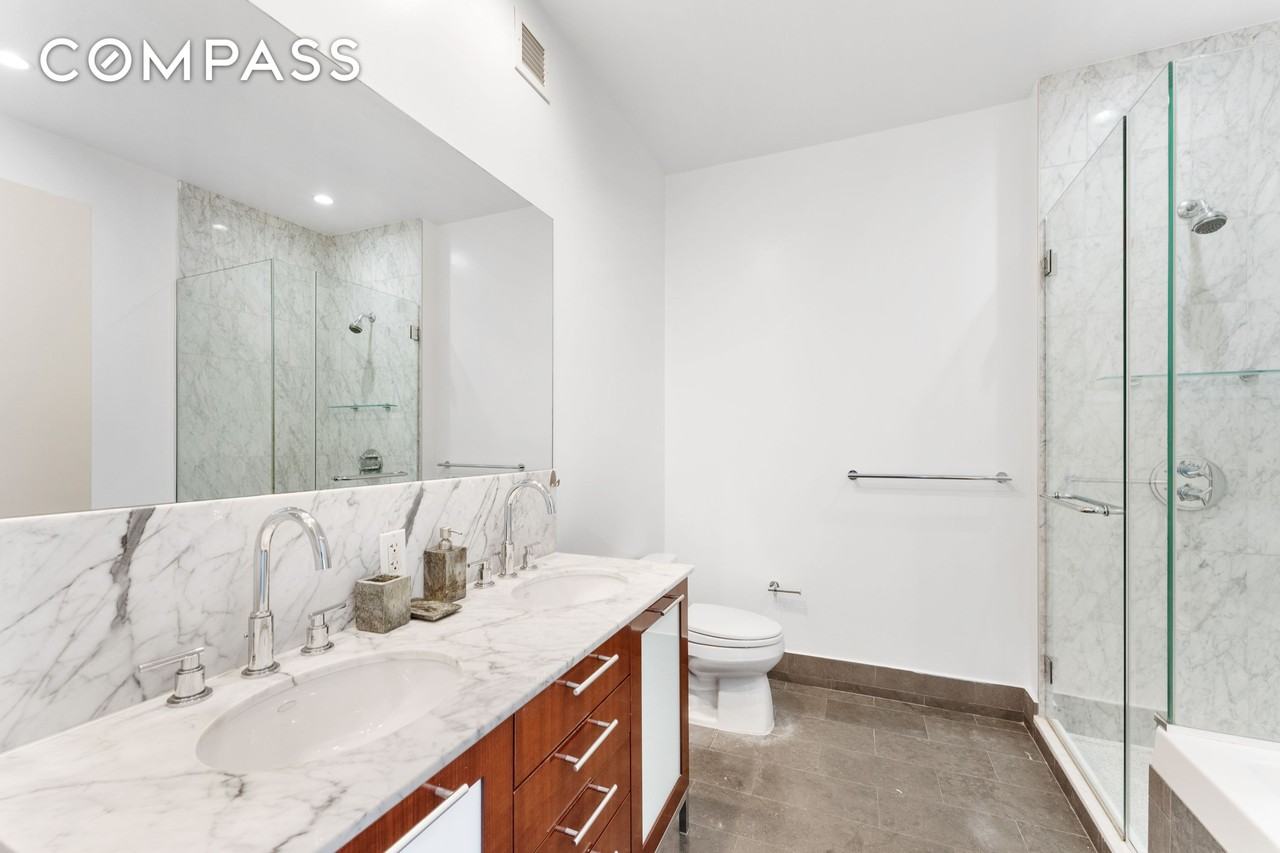 100 Jay St #32B - Photo 5 of 10