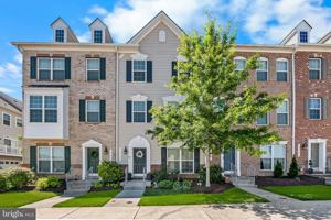 featured image of 10625 Meridian Hill Way