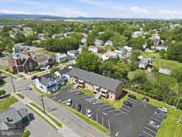 featured image of 820 Locust St #5