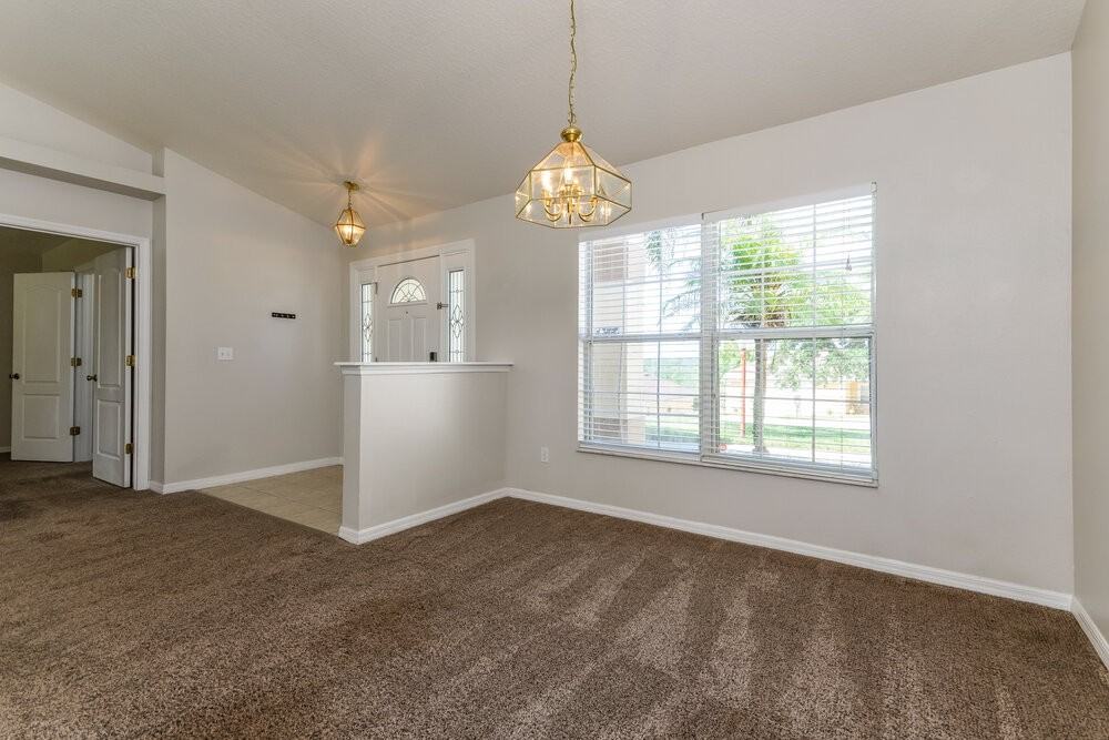 9615 Saragossa St - Photo 6 of 16
