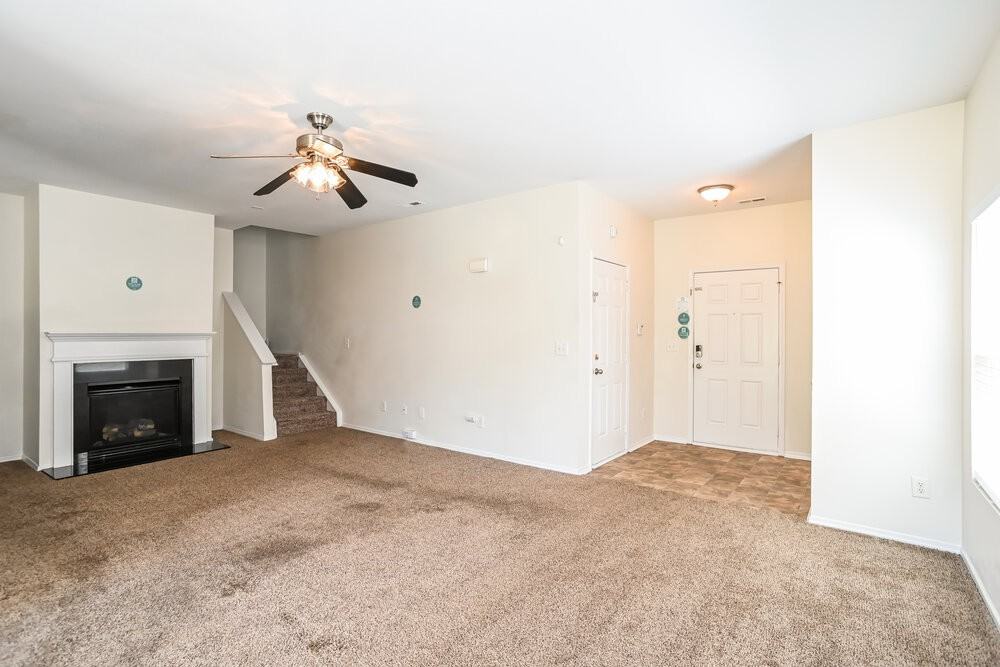 2222 Buckleigh Dr - Photo 6 of 17