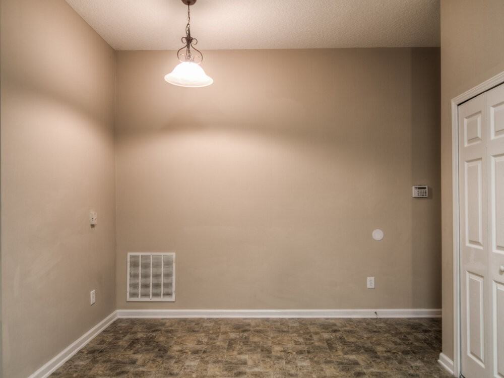 13904 Fish Eagle Dr E - Photo 5 of 15