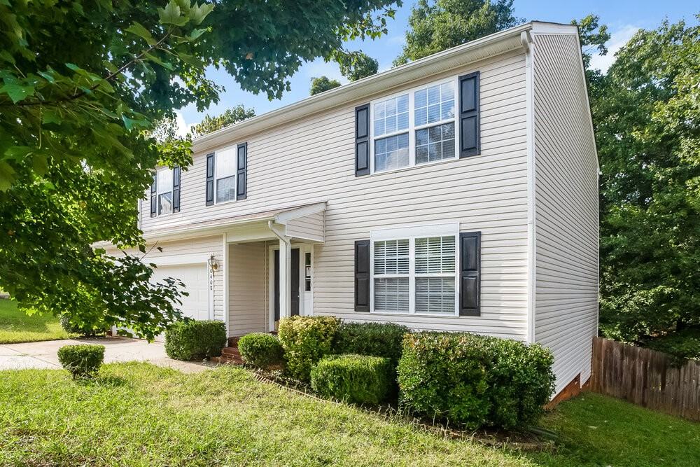 10408 Sparrow Springs Ln - Photo 5 of 17