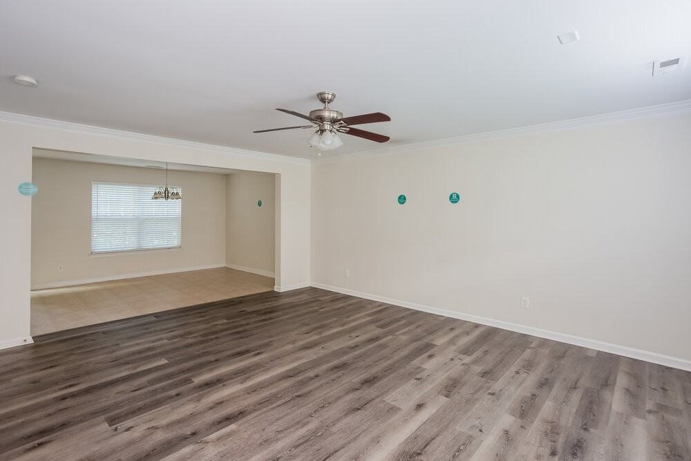 10408 Sparrow Springs Ln - Photo 6 of 17