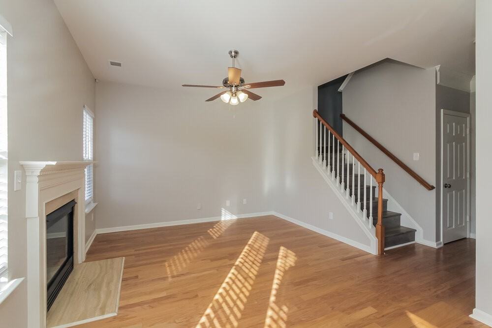 1014 Sparrow Valley Way - Photo 7 of 17