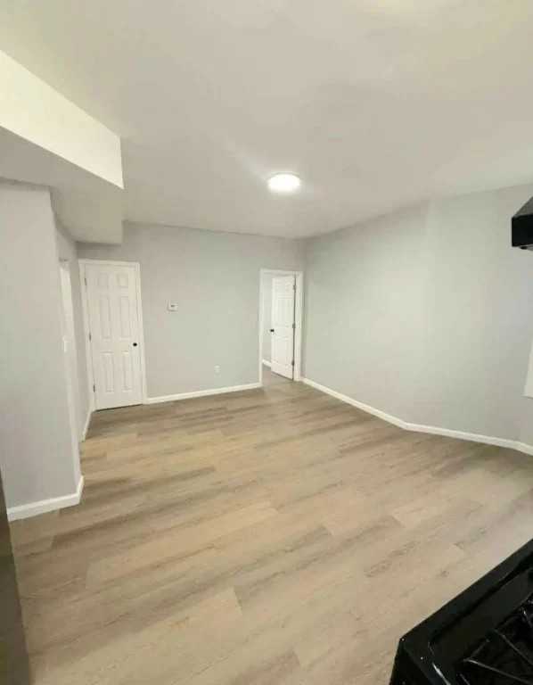 504 South Orange Avenue #B - Photo 2 of 4