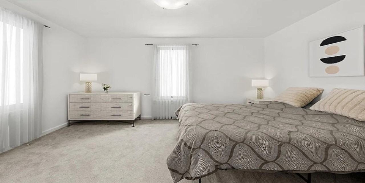 7281 113th St - Photo 2 of 7