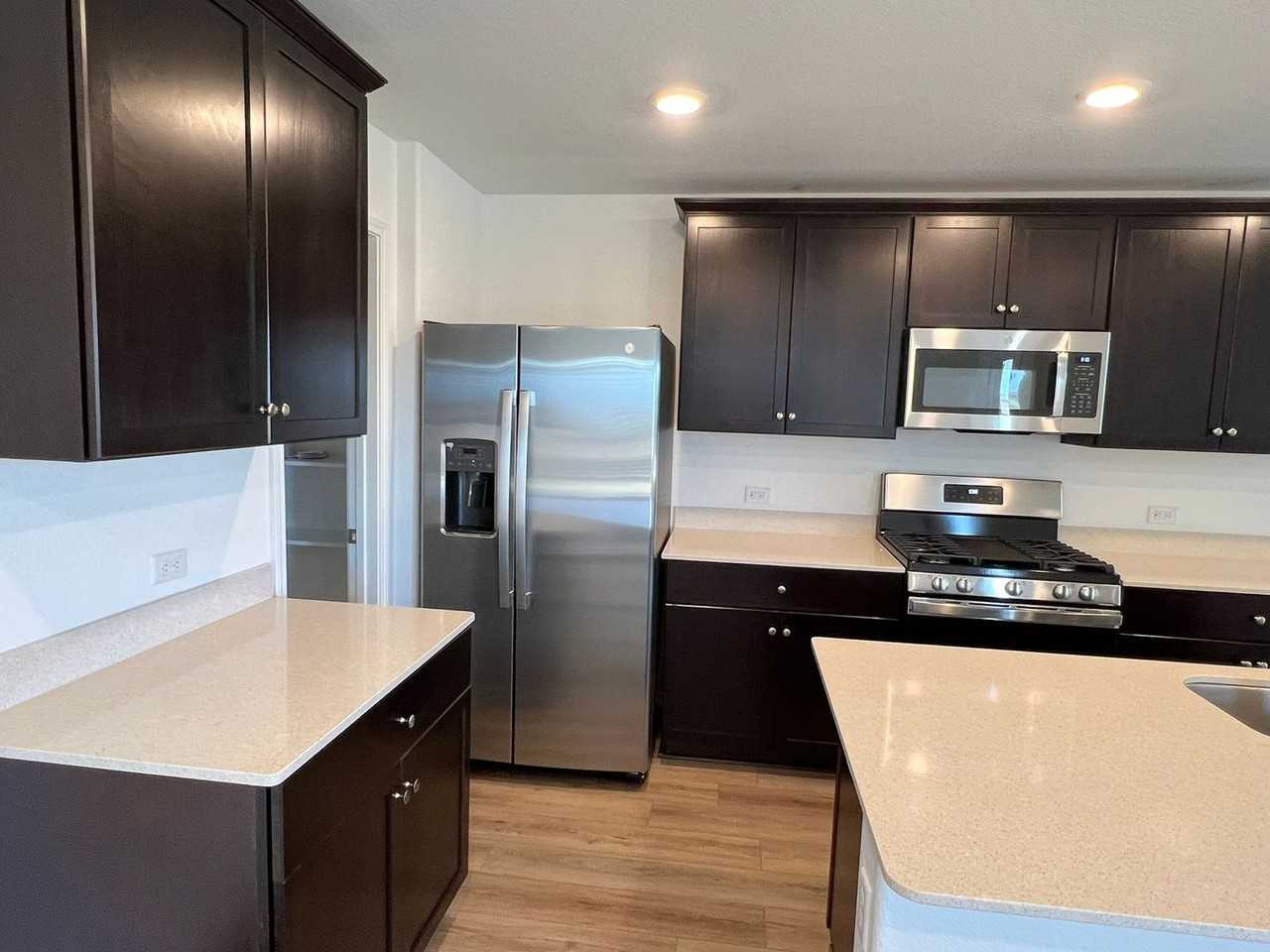 7221 Spotted Leaf Way - Photo 2 of 12