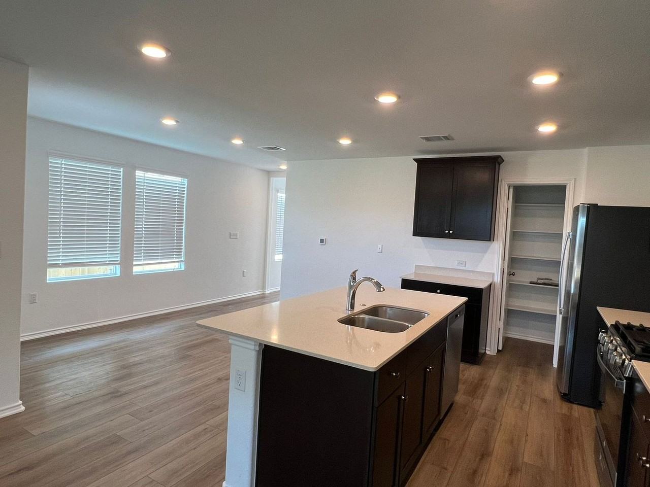 7221 Spotted Leaf Way - Photo 4 of 12