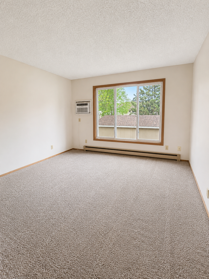 Clara City Community Haus - Photo 2 of 17