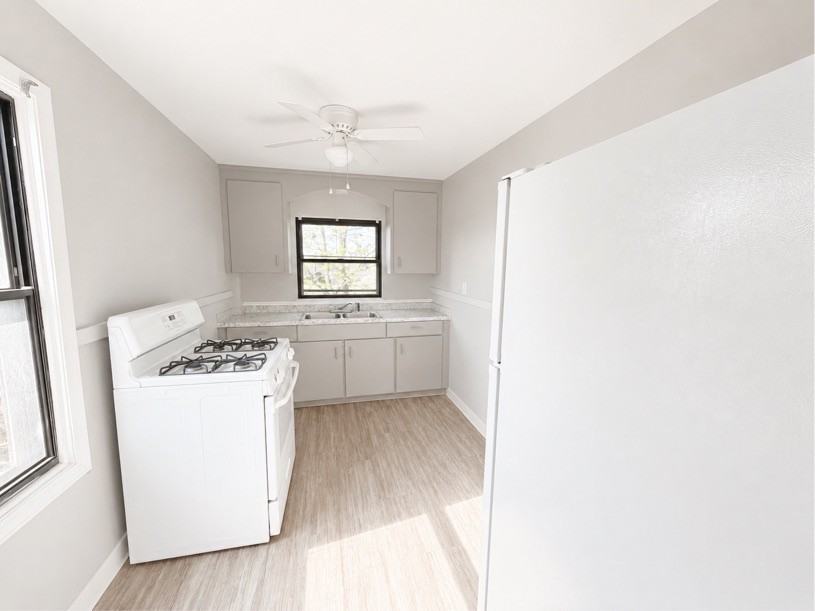 12 Knowlton Avenue - 224493 South Buffalo Street #22 - Photo 4 of 7