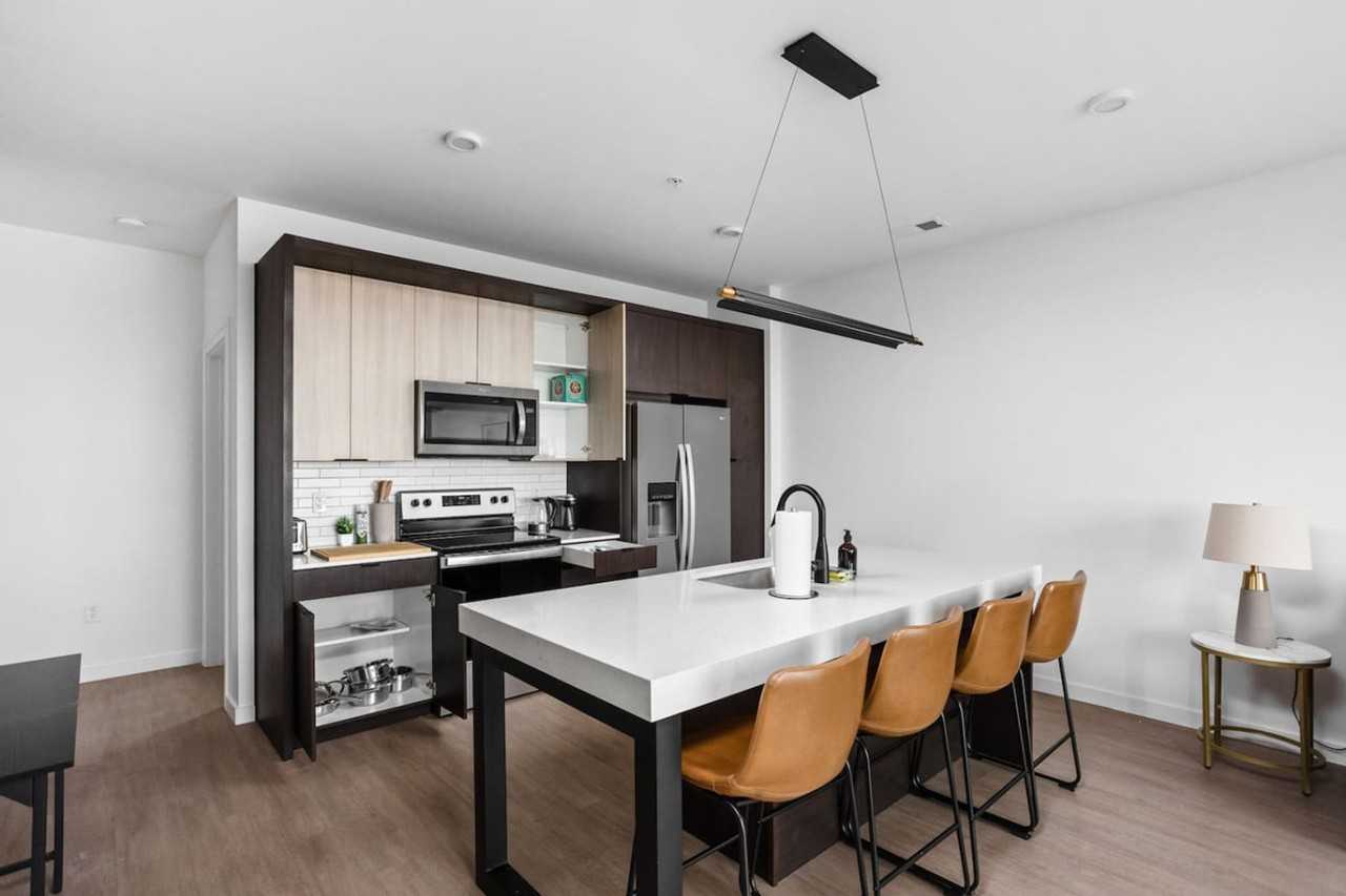 421 North Pennsylvania Street - Photo 4 of 131