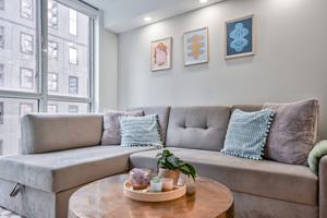 featured image of 770 Bay St